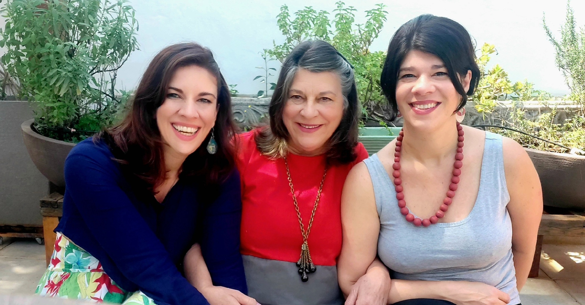 A paixão pelas oliveiras fez com que Vera Sônia Mincoff Menegon se unisse às filhas Luana e Natasha em 2016 para dedicar-se a olivicultura.